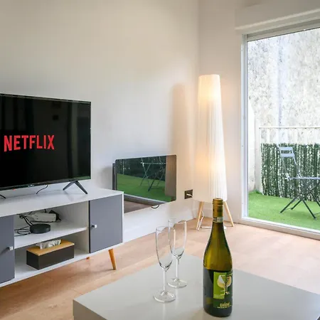 Le Louvre - Premium - Wifi - Balcon & Parking Ланс