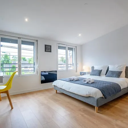 Le Louvre - Premium - Wifi - Balcon & Parking